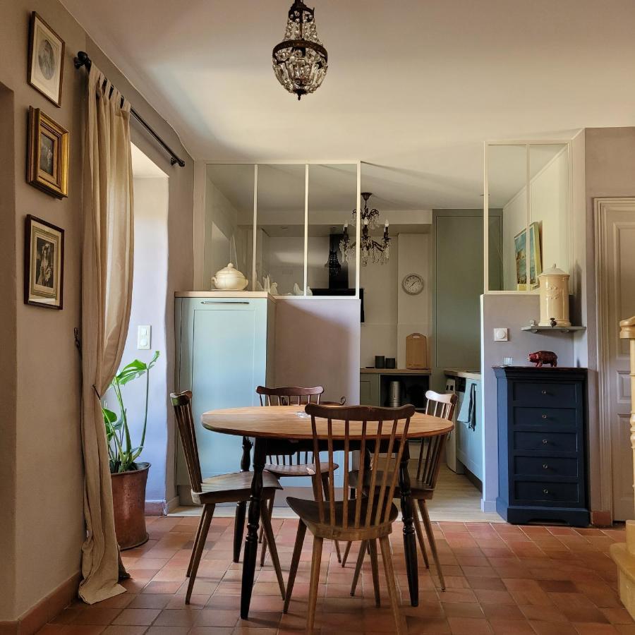 Gite De Charme Au Manoir Du Plessis-Quinquis Sainte-Seve エクステリア 写真